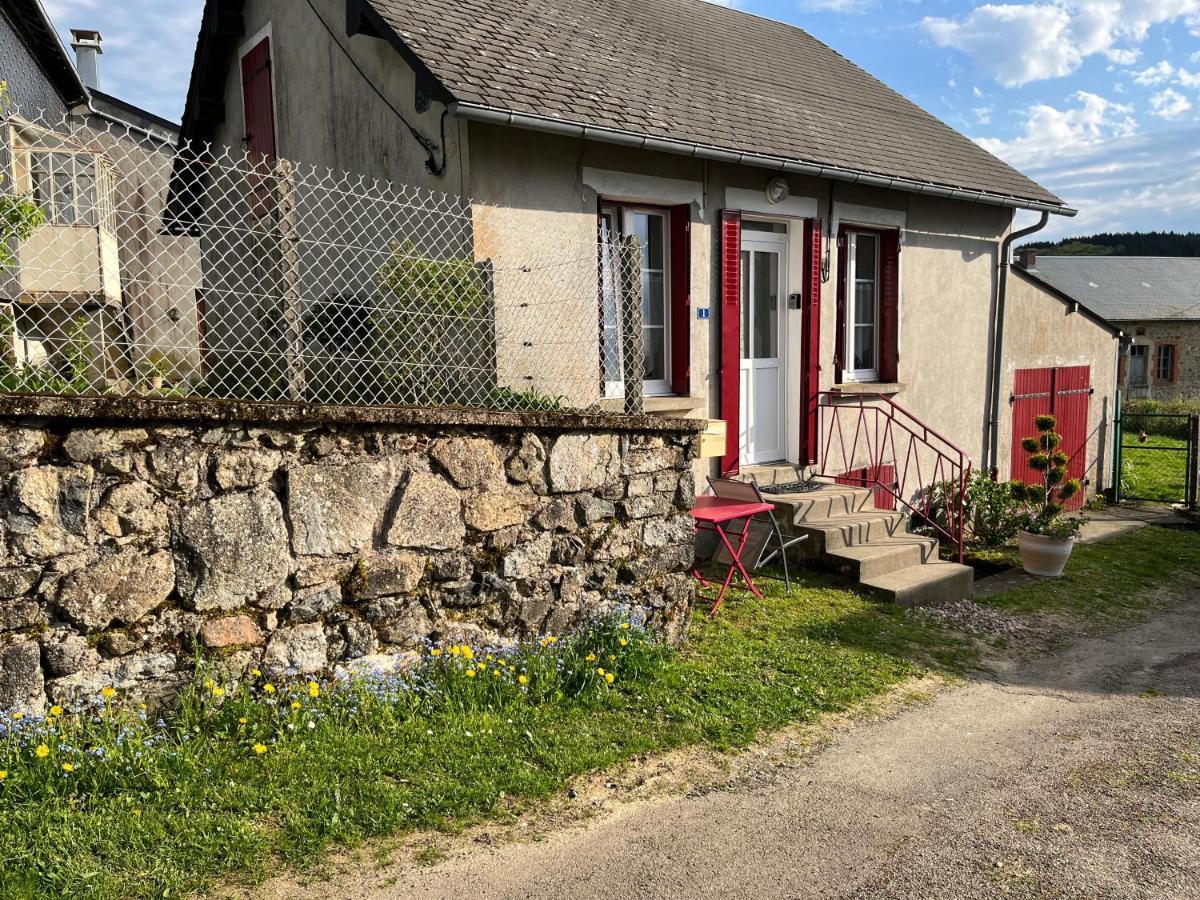 Maison Au Coeur Du Morvan Arleuf Exterior foto